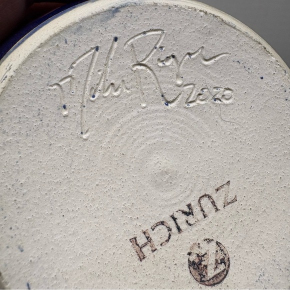 Stunning Cobalt Blue 6” Vase Handcrafted In Zurich Signed Dated 2020 Art Pottery - Picture 5 of 6